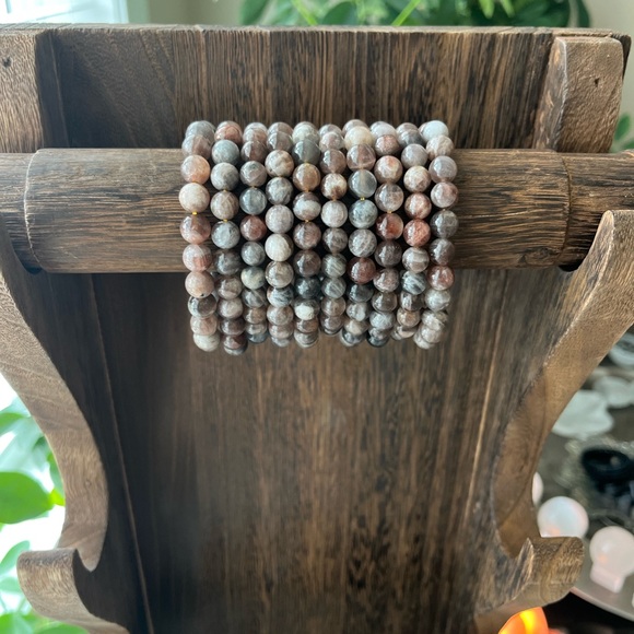 Copper moonstone bracelet (one) - Picture 3 of 3